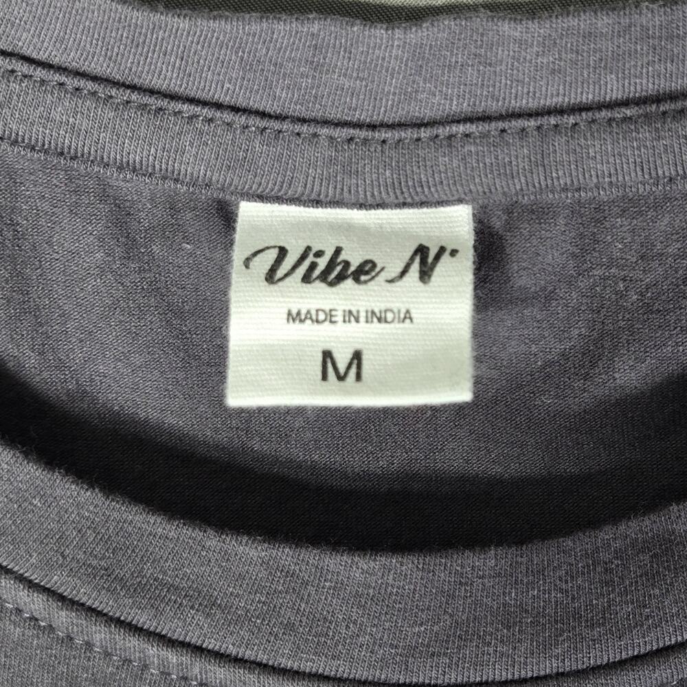 Vibe N' Cropped T-Shirt Juniors Medium Gray Live Life Loud Rock Tee Cutout - Picture 4 of 7